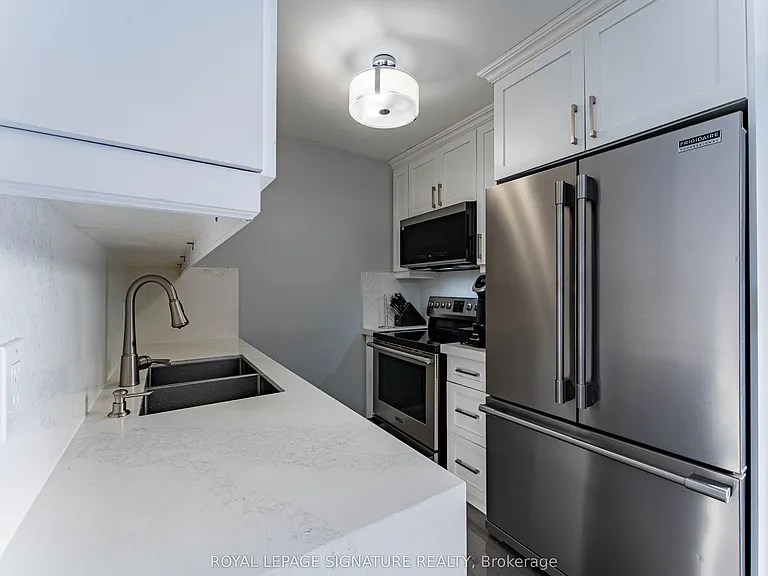 25 Hun Cres — Photo 13