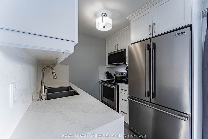Toronto House for rent - 3 Bedrooms — photo 10