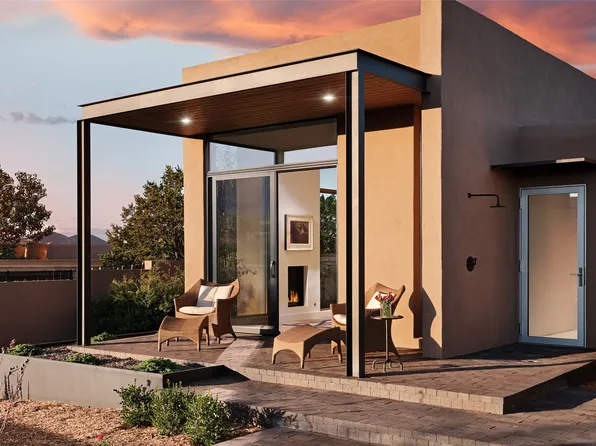 305 Calle Oso, Santa Fe, NM 87501