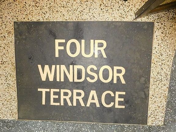 5th image of 4 Windsor Ter