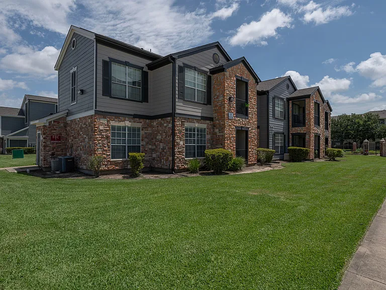 2800 Tranquility — Photo 23