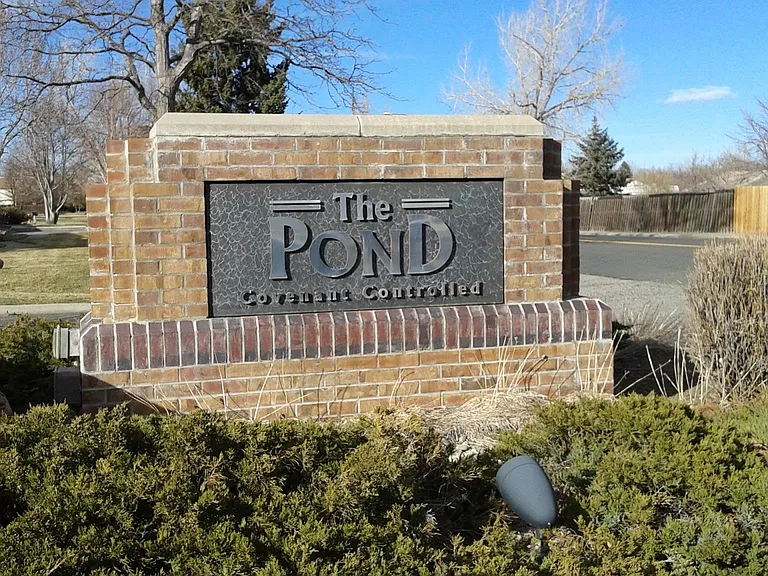 The Pond is one of the areas foremost family friendly neighborhoods