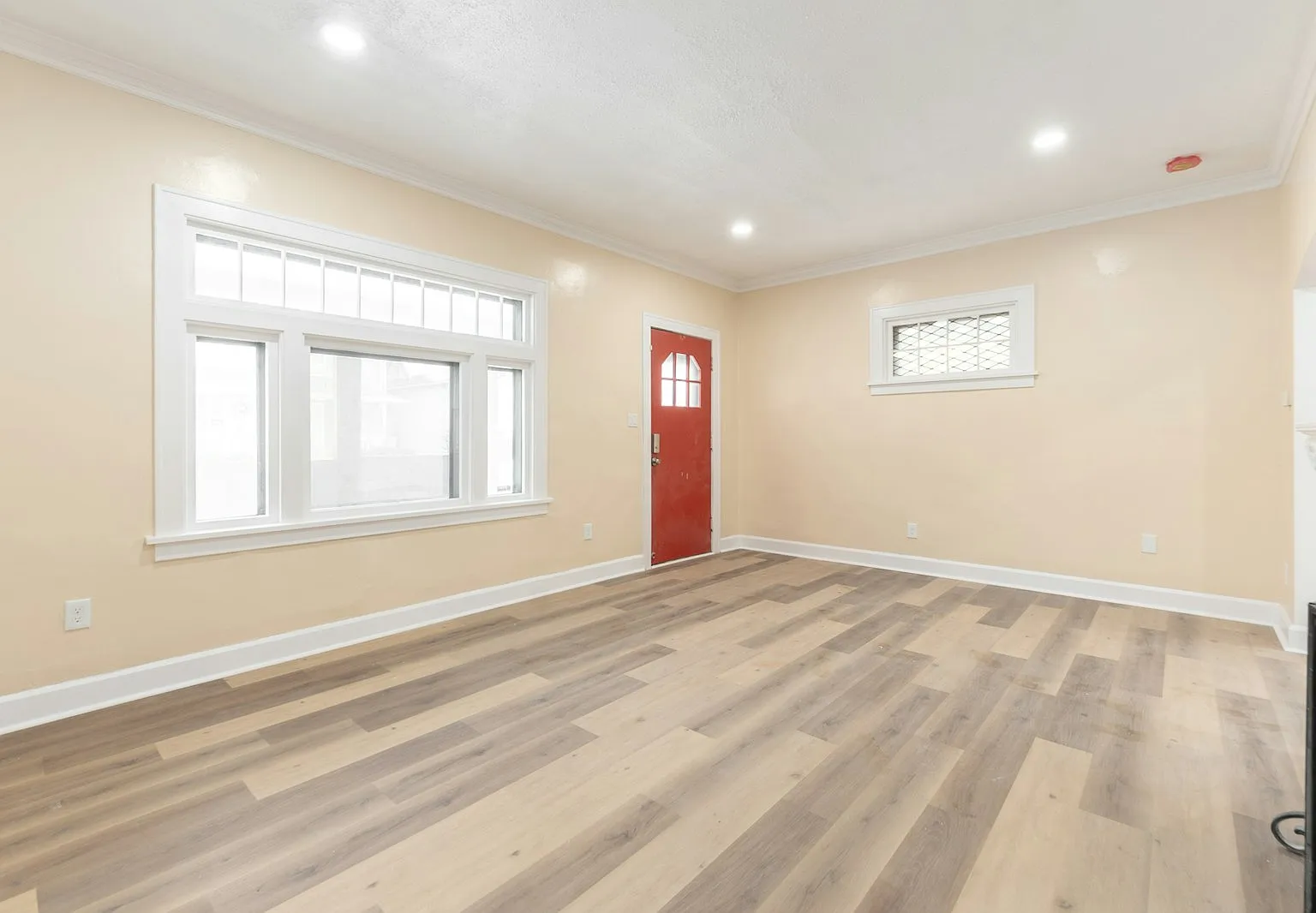 3794 West 38th Street — Photo 2