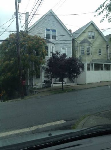 Building Photo 3