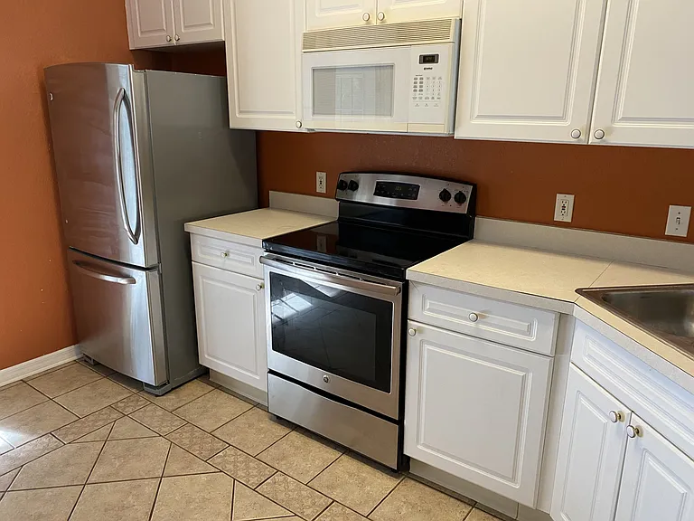 141 Reserve Cir — Photo 5