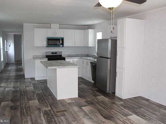 3rd image of 176 W Wiconisco Ave