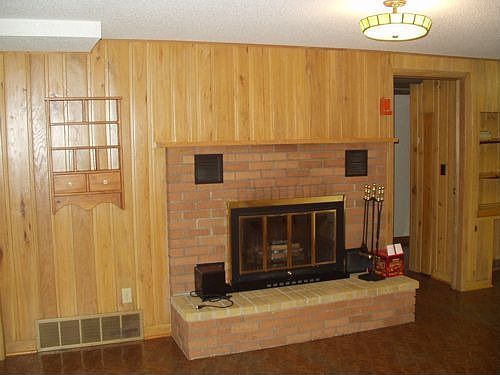 2nd image of 616 Aspen Ave