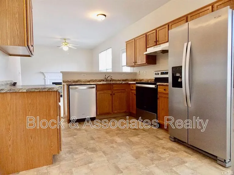201 Capello Ct — Photo 9