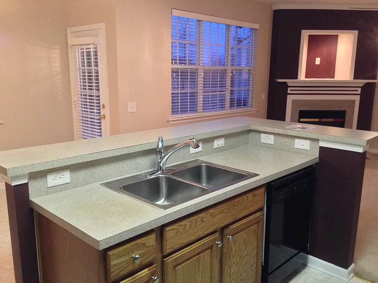 16832 Kettlewell Ln — Photo 7