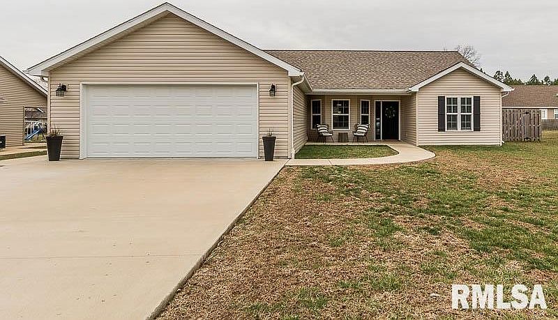 1st image of 105 Olivia Dr
