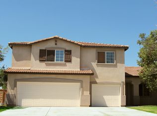 6963 Song Sparrow Rd, Eastvale, CA 92880