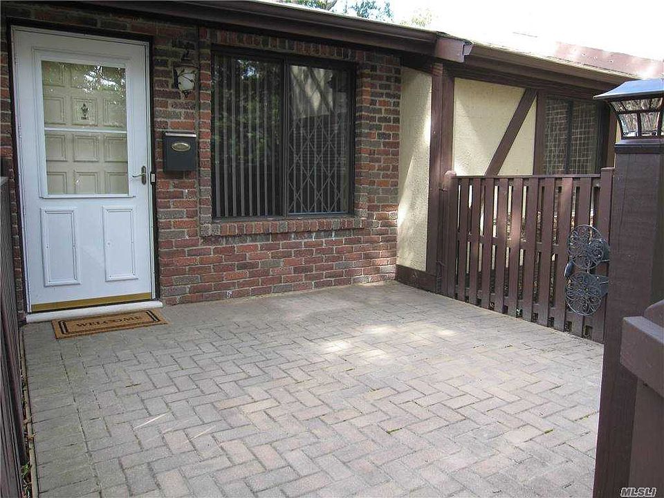 1st image of 146 Cambridge Dr