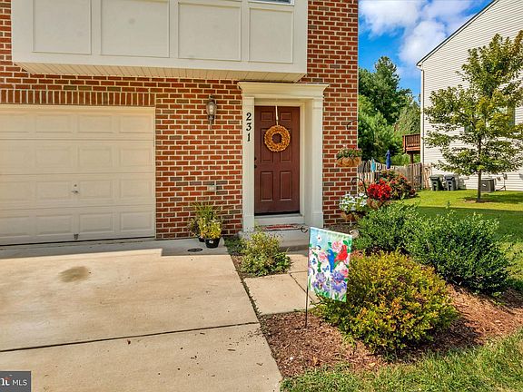 2nd image of 231 Woodstream Blvd