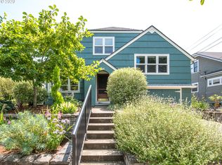 3424 NE Multnomah St, Portland, OR 97232
