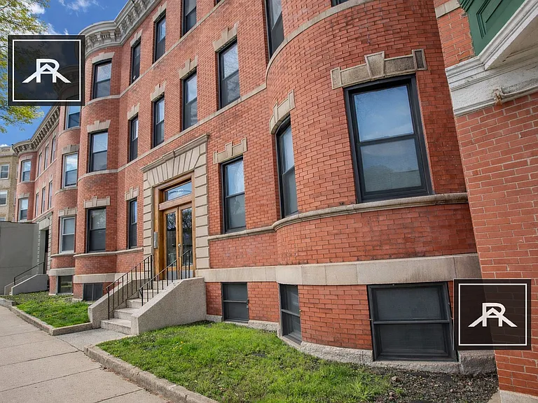 1377 Commonwealth Ave #6 — Photo 6