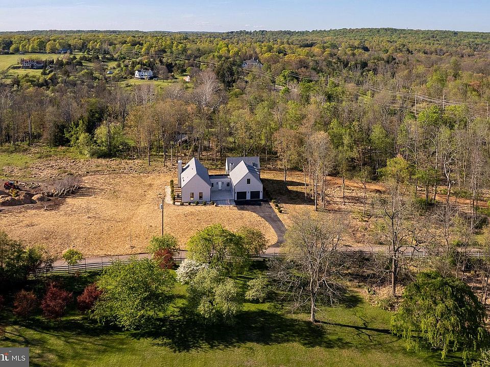 1st image of 241 Carter Rd