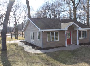 22811 S Birds Bridge Rd, Minooka, IL 60447