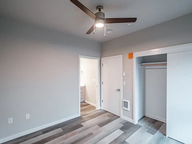Booster Court — Photo 33