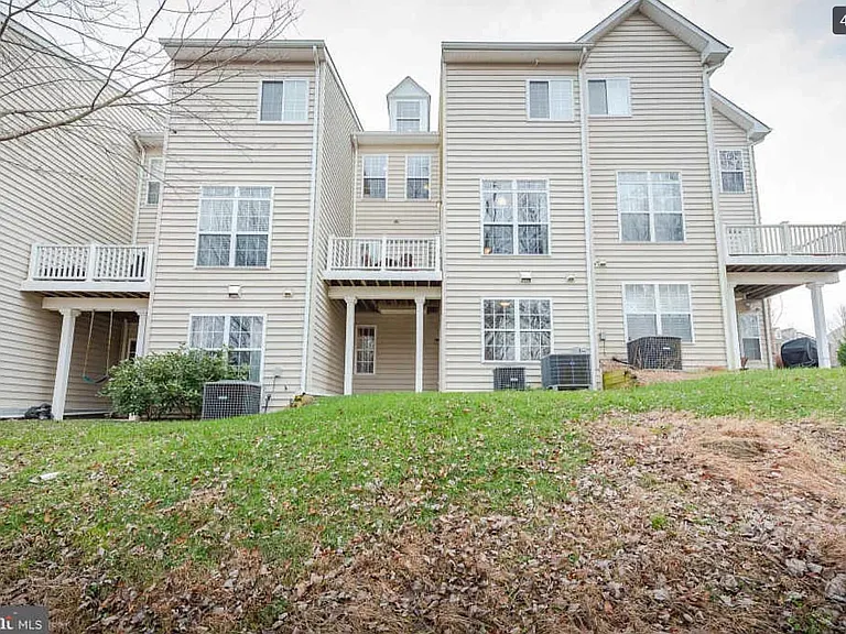 8042 Four Quarter Rd — Photo 46