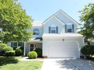615 Crescentwood Arch, Chesapeake, VA 23320