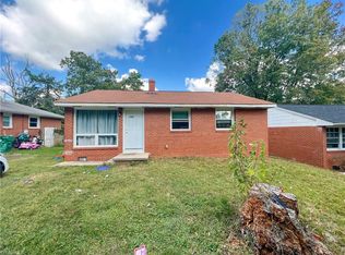 1107 Wilson Pl, High Point, NC 27260
