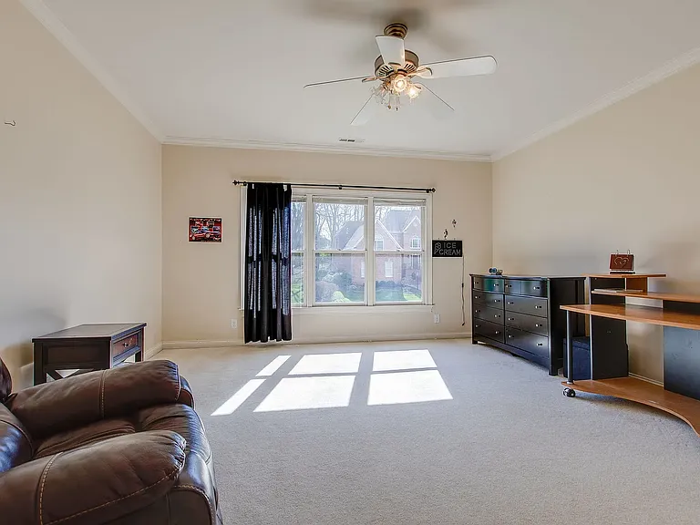 Gentlewind Dr — Photo 18