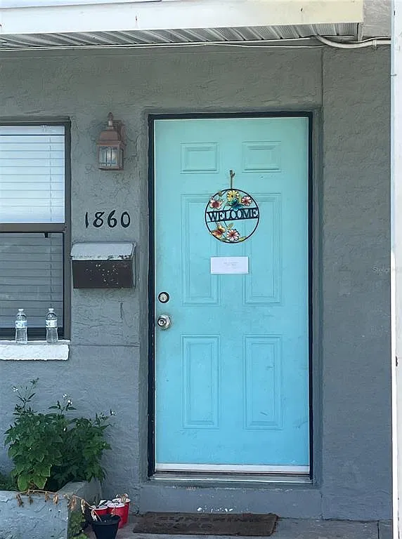 3 bed, 2.0 bath, 1237 sqft, $2,400 — Photo 4