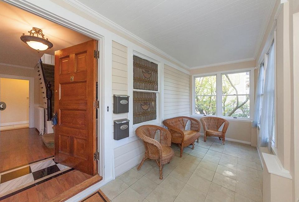 Enclosed Porch and Shared Entryway