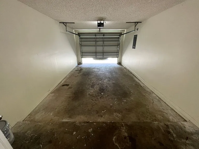 406 & 408 N Clayton St — Photo 6