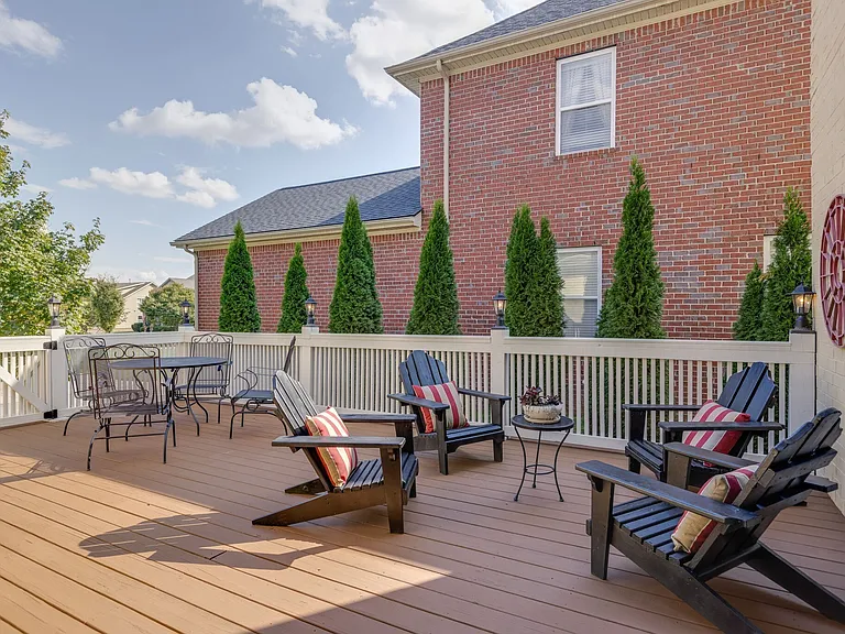608 Patriot Ln — Photo 42