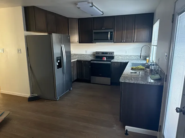 435 Pine Meadows Dr APT 37G, Sparks, NV 89431