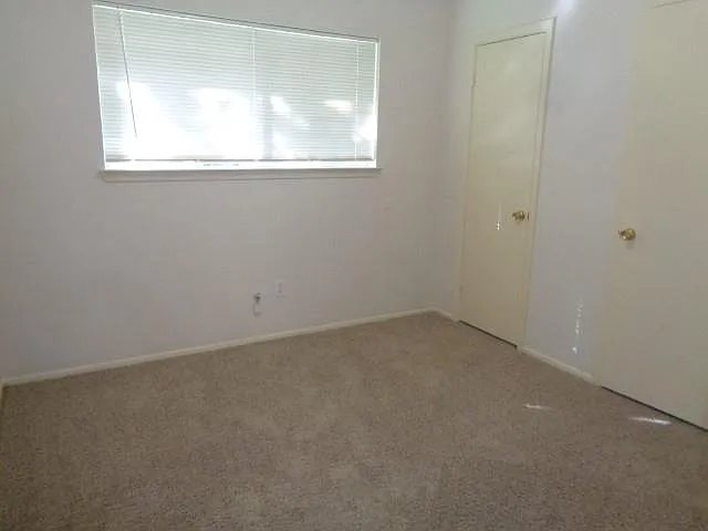 19806 Rustlewood Dr — Photo 8