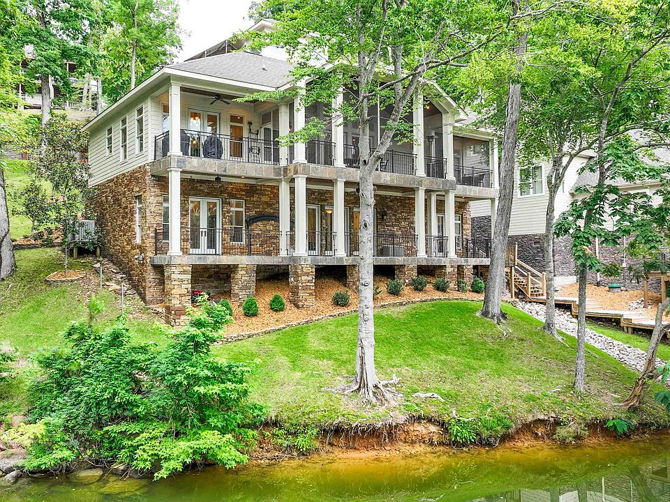 2nd image of 50 Seven Oaks Dr