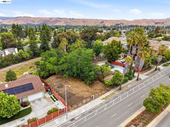 3279 Washington Blvd, Fremont, CA 94539