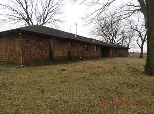 7225 W 14th St, Sulphur, OK 73086