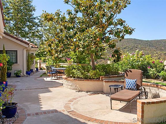 3rd image of 29210 Vista Valley Dr