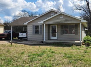 230 Fairview St, Paris, TN 38242
