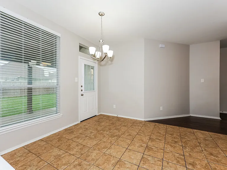 1016 Winding Creek Dr — Photo 5