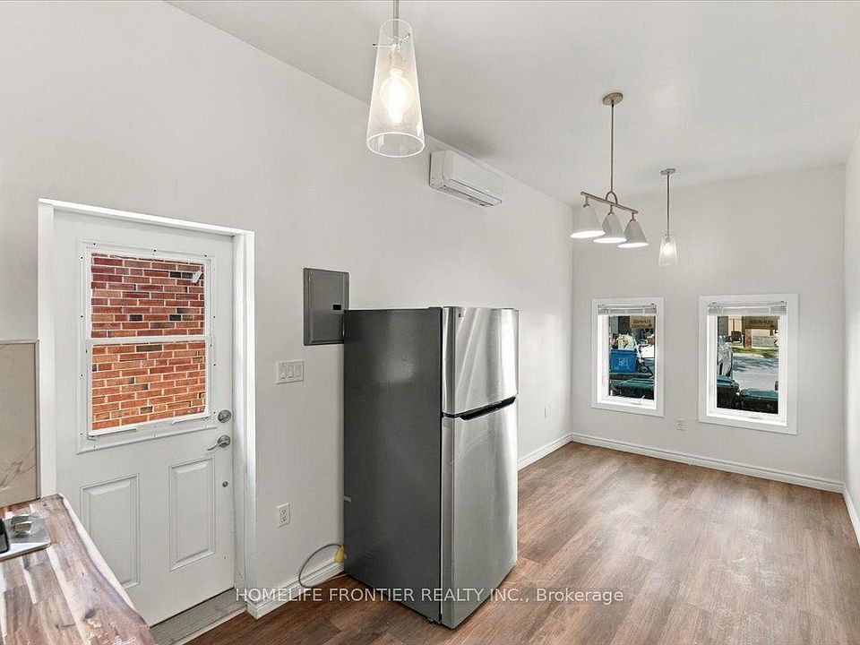 1st image of 99 Regent Rd Unit 2