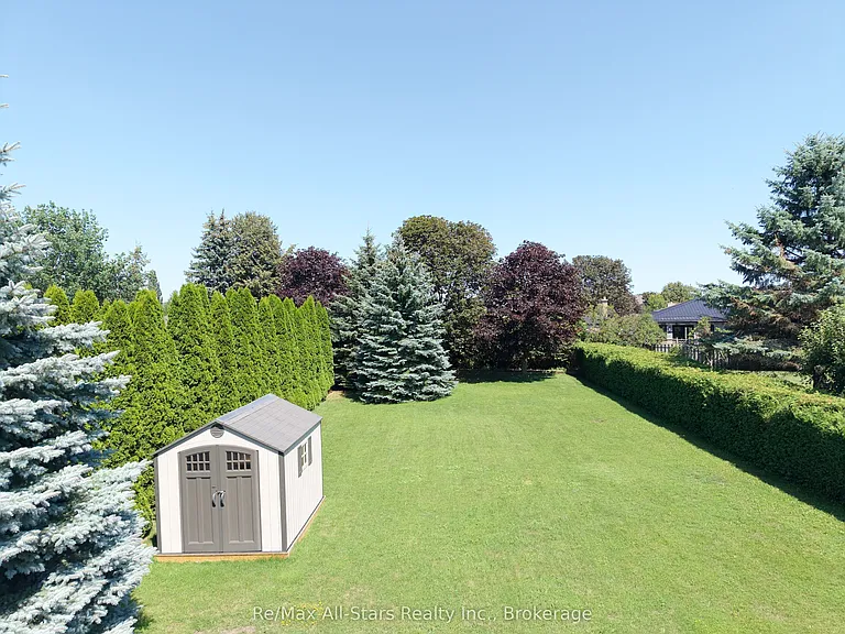 8 Whitney Ct — Photo 24