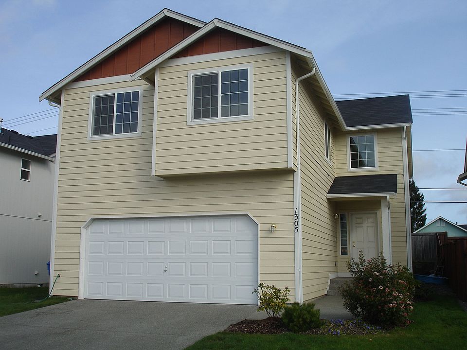 1st image of 1305 192nd Street Ct E