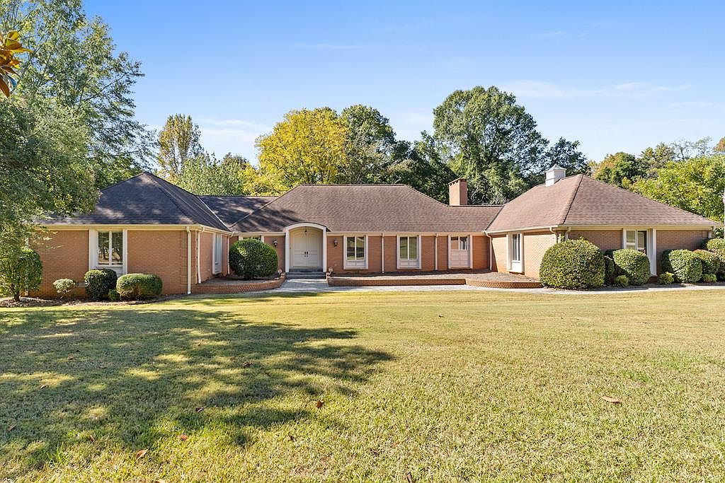 1501 Greenville St, Abbeville, SC 29620 Zillow