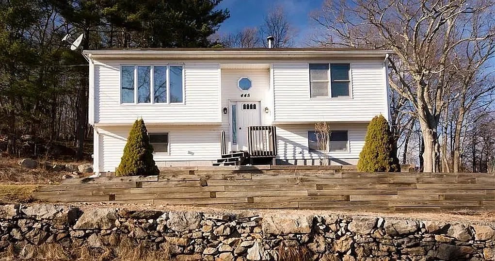 445 Central Ave — Photo 1