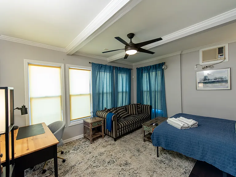4731 Beach 47 St #2 — Photo 105