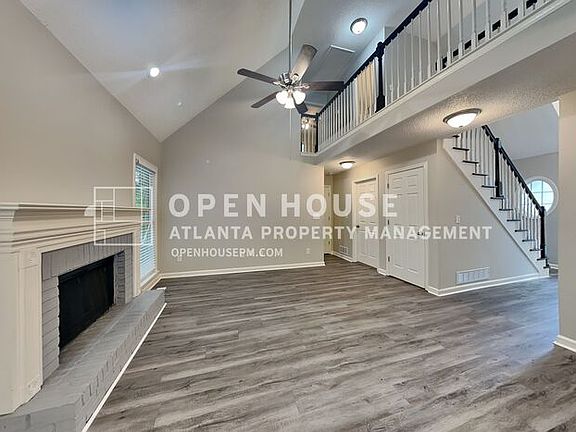 3rd image of 235 Camden Knl