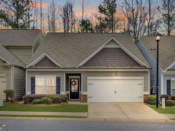 127 Hickory Village Cir, Canton, GA 30115