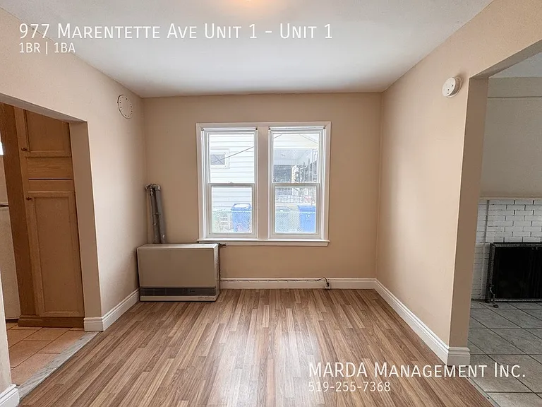 977 Marentette Ave #1 — Photo 7
