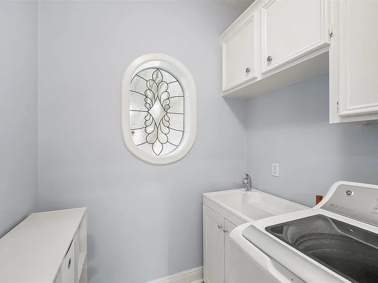 3622 Springhill Ln — Photo 22