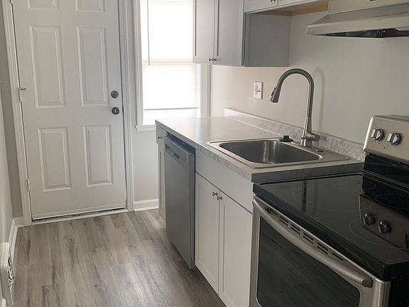 5th image of 3745 E Market St #43