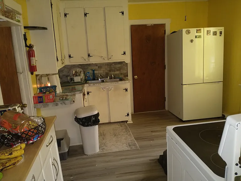 35 Maple St #2 — Photo 3